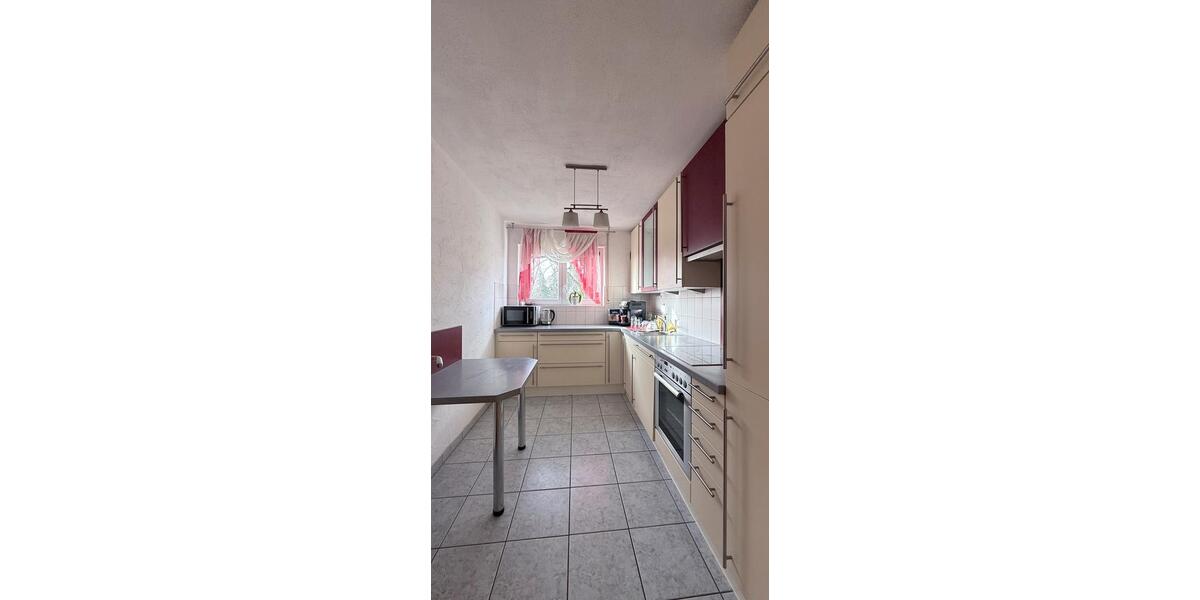 Erdgeschoßwohnung Göppingen - 4 Zimmer, 89 m&sup2;, 299.000&euro; | Angebot:26321127