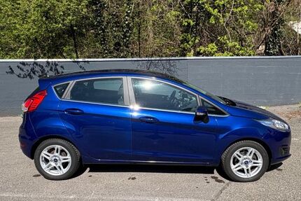 Ford Fiesta 127.000 km 5.400 &euro; Waldstetten 73550