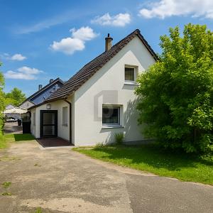CHARMANT, ZENTRAL UND NACHHALTIG, MIT VIEL PLATZ - Einfamilienhaus Lorch | Angebot:25971053