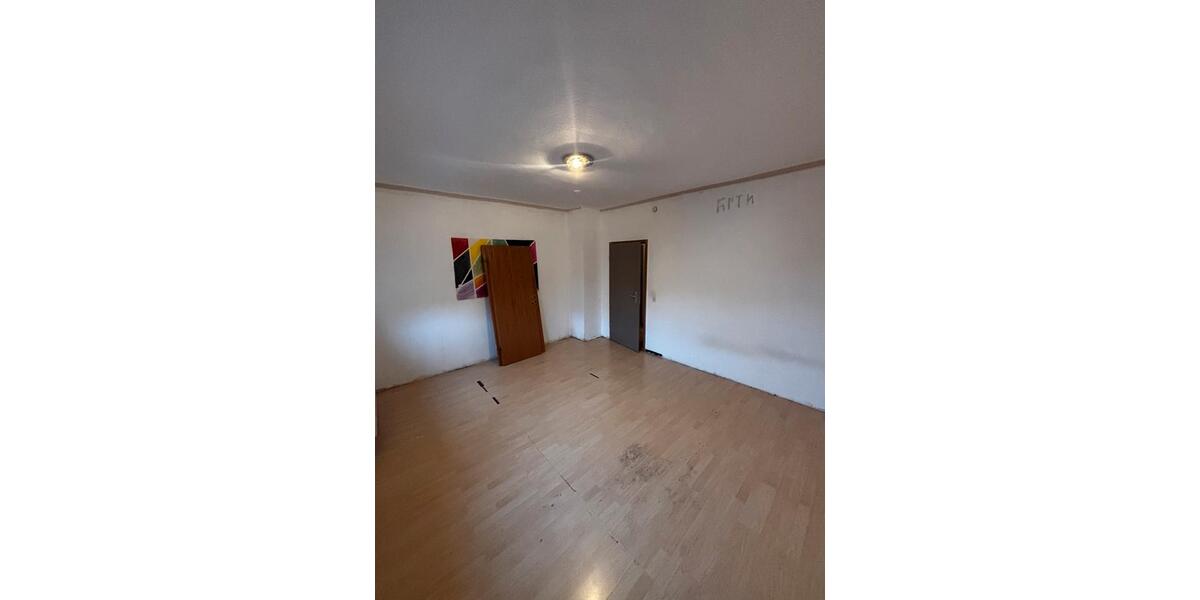 Etagenwohnung Göppingen - 3 Zimmer, 70 m&sup2;, 700&euro; | Angebot:25440890