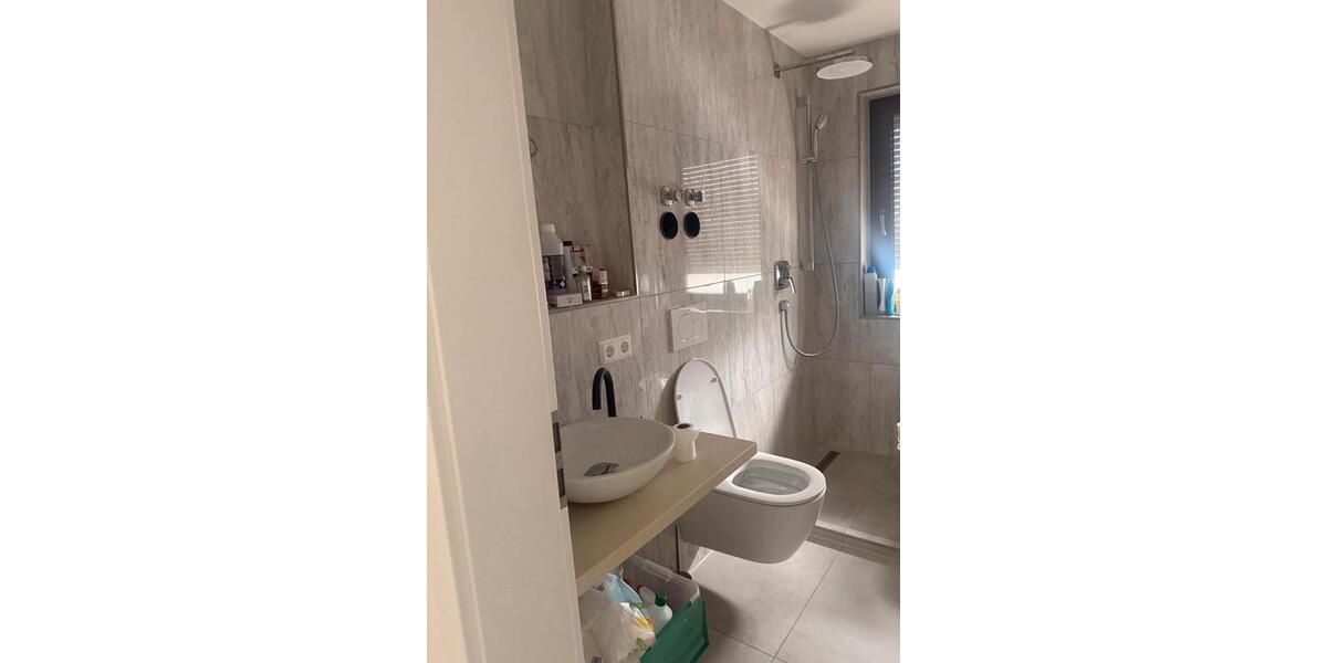 Etagenwohnung Schorndorf - 3 Zimmer, 73 m&sup2;, 1.650&euro; | Angebot:25376696