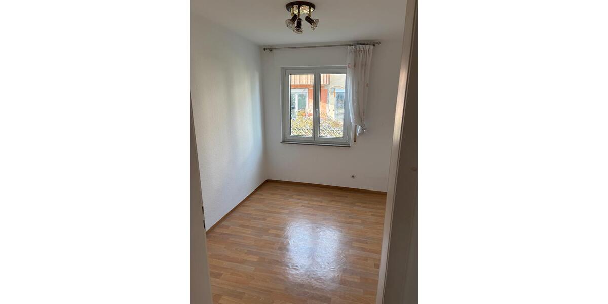 Erdgeschoßwohnung Eislingen (Fils) - 3 Zimmer, 55 m&sup2;, 800&euro; | Angebot:26666012