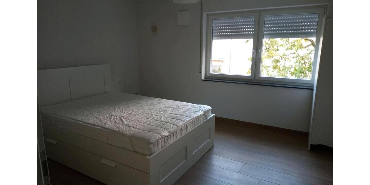 Einfamilienhaus Waiblingen - 7 Zimmer, 170 m&sup2;, 2.680&euro; | Angebot:26566597