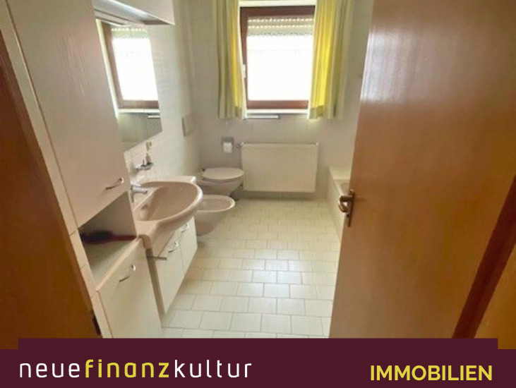 Mehrfamilienhaus, Wohnhaus Römerstein Zainingen - 7 Zimmer, 198 m&sup2;, 395.000&euro; | Angebot:25675314