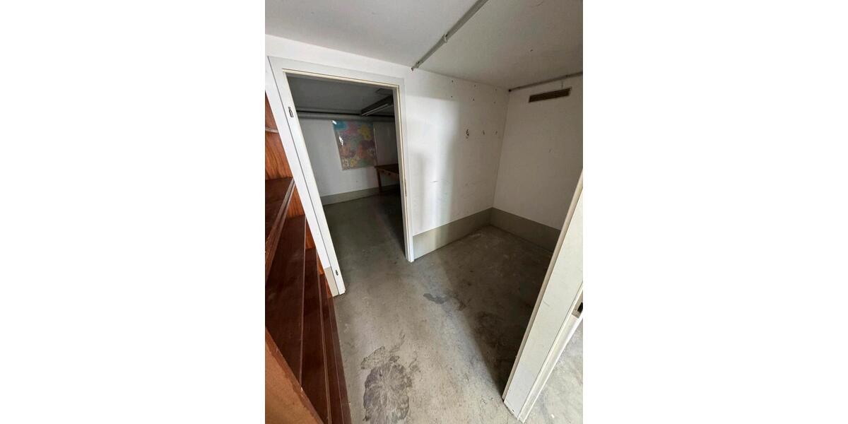 Hochparterre Göppingen Bruckwasen - 4 Zimmer, 122 m&sup2;, 1.250&euro; | Angebot:26515865