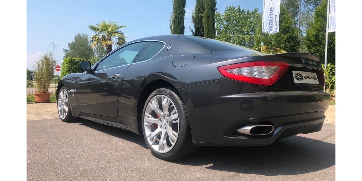 Maserati Granturismo 19.000 km 39.900 &euro; Urbach 73660