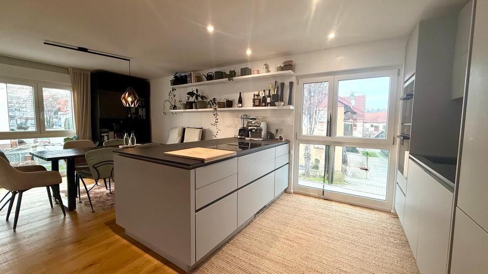 Etagenwohnung Köngen - 2.5 Zimmer, 75 m&sup2;, 1.690&euro; | Angebot:25886783