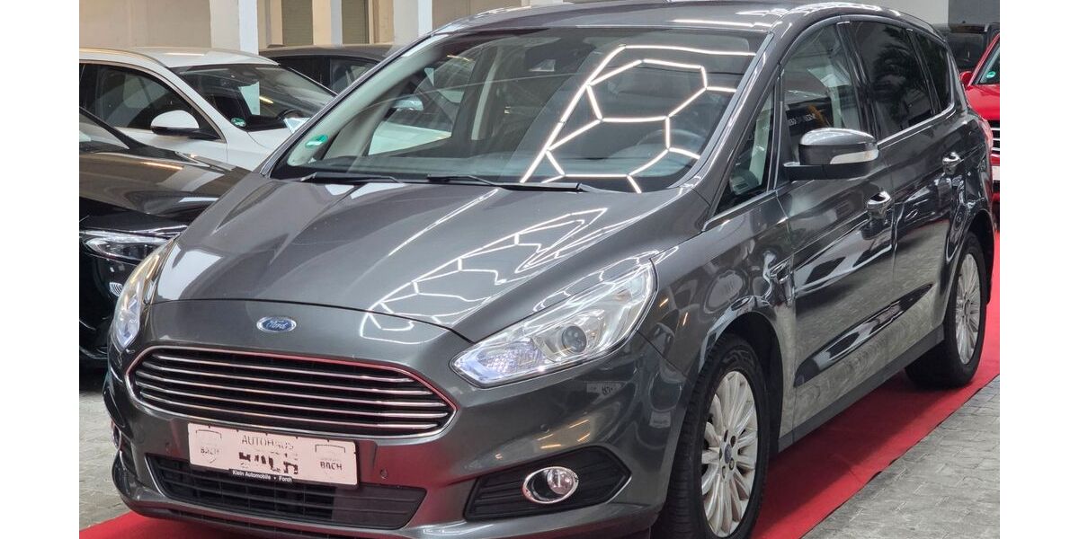 Ford S-Max 224.420 km 9.499 &euro; Remshalden 73630