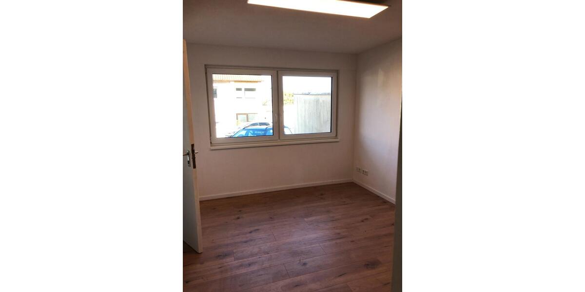 Erdgeschoßwohnung Denkendorf - 1 Zimmer, 16 m&sup2;, 550&euro; | Angebot:27591605