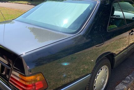 Mercedes-Benz 230 178.000 km 9.890 &euro; Weissach im Tal 71554