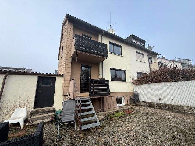 Mehrfamilienhaus, Wohnhaus Großbettlingen - 5 Zimmer, 95 m&sup2;, 415.000&euro; | Angebot:25696031