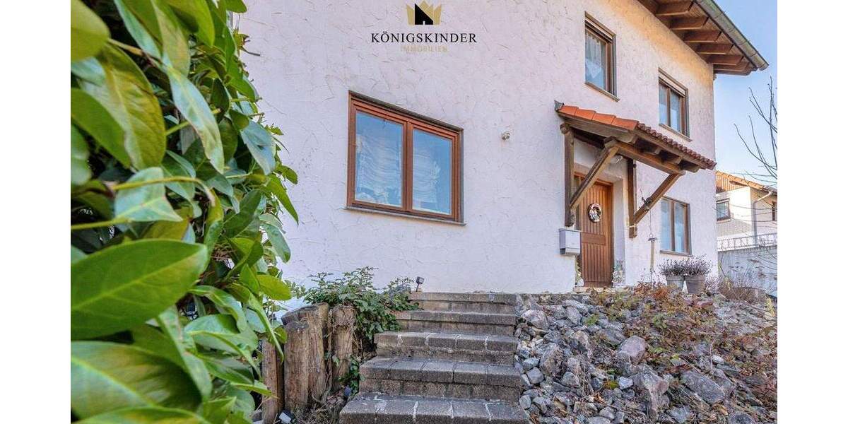 Einfamilienhaus Gruibingen - 8 Zimmer, 223 m&sup2;, 579.000&euro; | Angebot:25680029