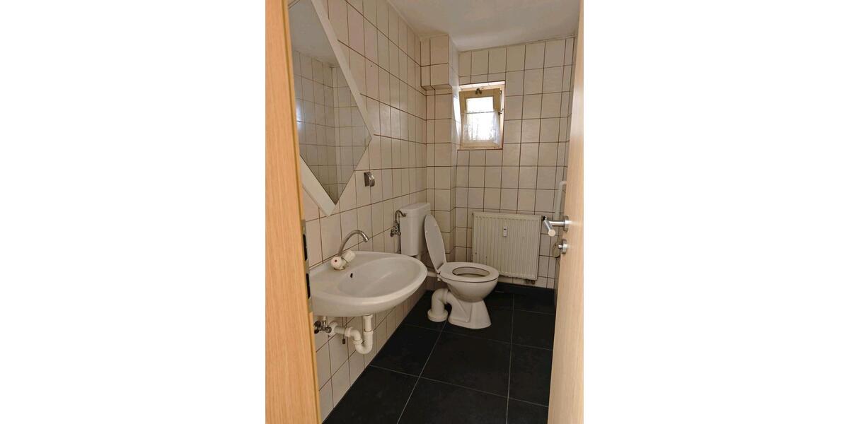 Erdgeschoßwohnung Ebersbach an der Fils - 2 Zimmer, 55 m&sup2;, 800&euro; | Angebot:27577619