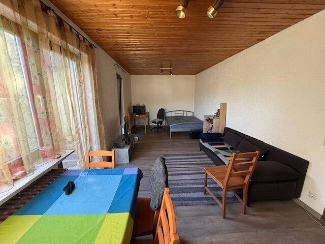 Einfamilienhaus Frickenhausen - 7 Zimmer, 210 m&sup2;, 649.000&euro; | Angebot:25696025