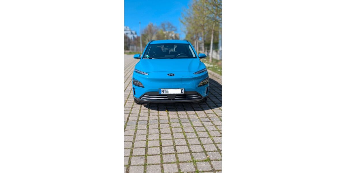 Hyundai KONA Elektro 32.500 km 15.700 &euro; Esslingen Am Neckar 73734