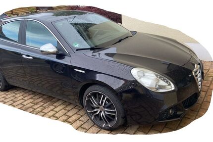 Alfa Romeo Giulietta 125.000 km 6.300 &euro; Schwäbisch Gmünd 73529