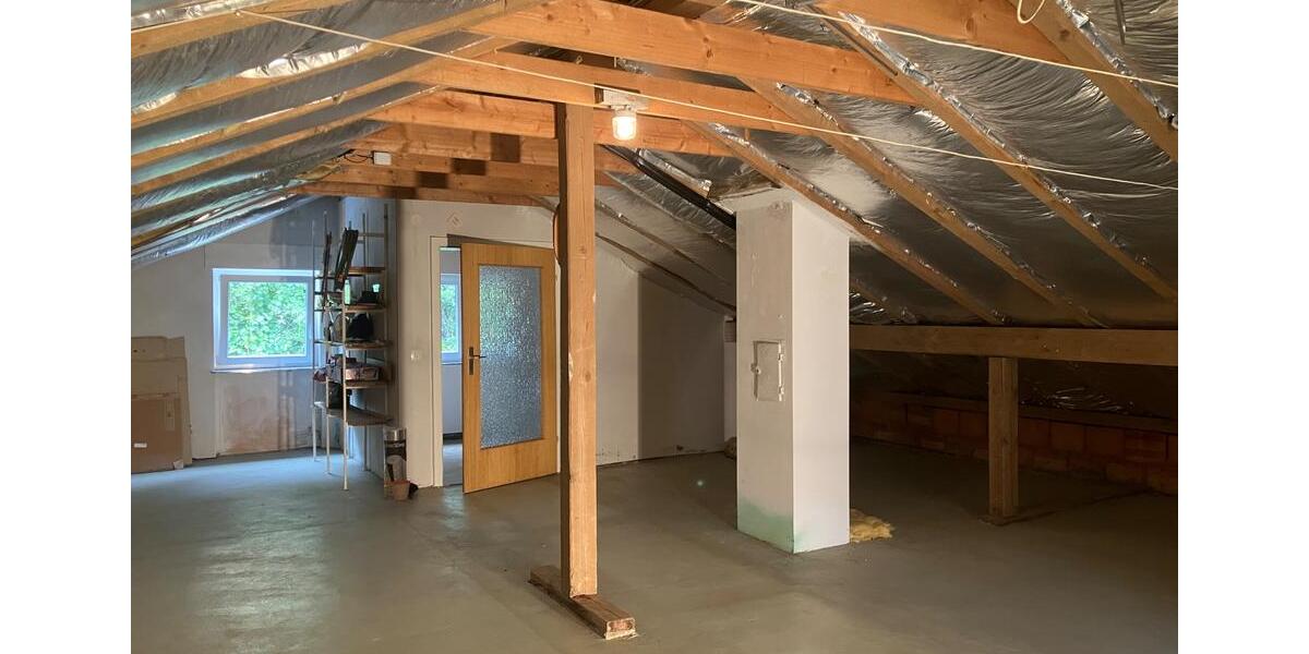 Einfamilienhaus Heubach - 8 Zimmer, 164 m&sup2;, 479.000&euro; | Angebot:25612293