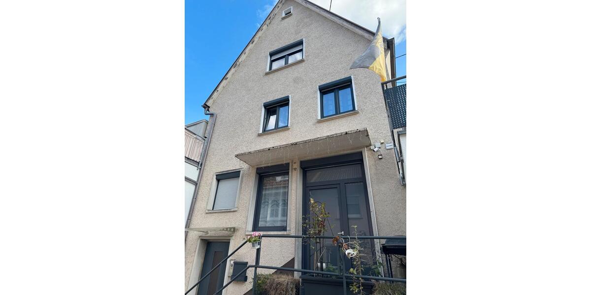 Mehrfamilienhaus, Wohnhaus Deggingen - 6 Zimmer, 174 m&sup2;, 295.000&euro; | Angebot:25447516