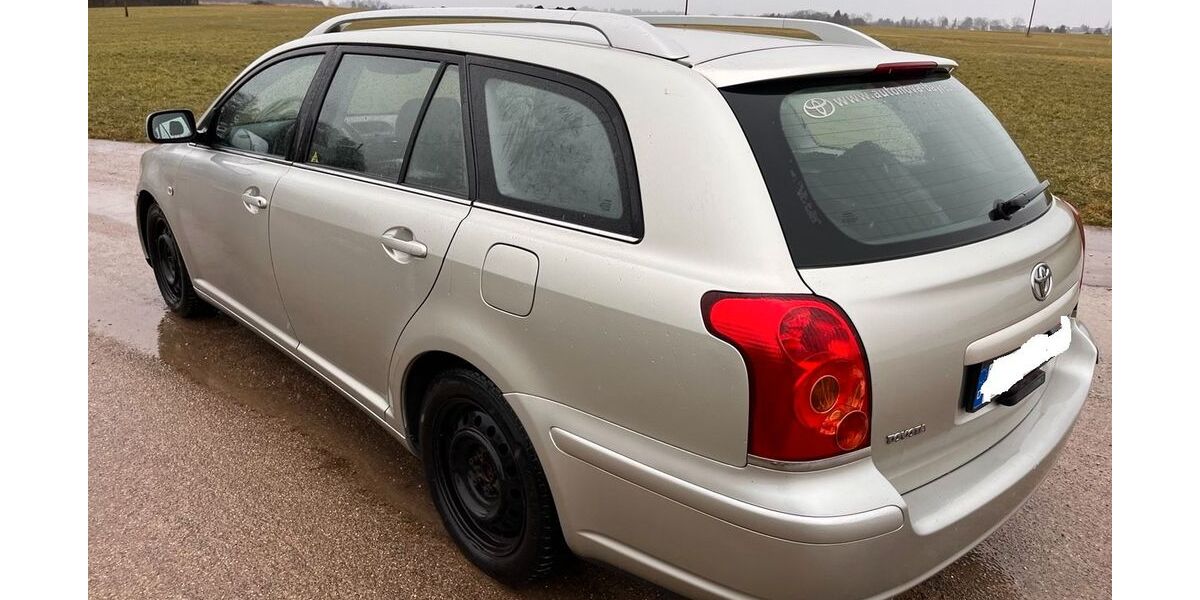 Toyota Avensis 151.500 km 2.750 &euro; Lorch (Württemberg) 73547