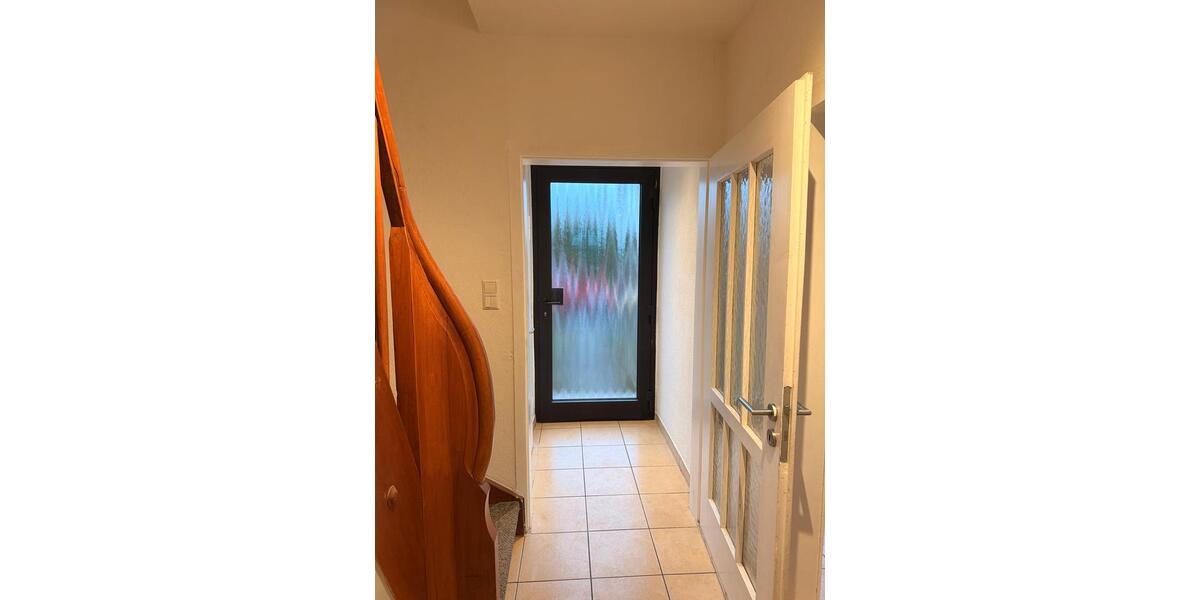 Reihenhaus Nürtingen - 4 Zimmer, 80 m&sup2;, 1.245&euro; | Angebot:25639747