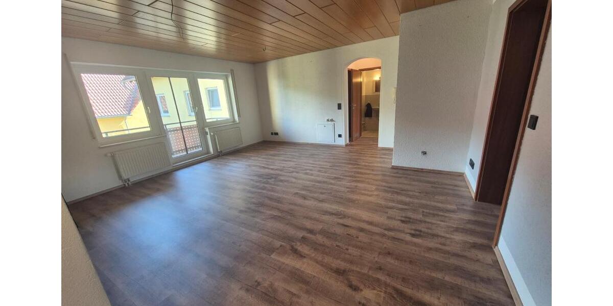 Etagenwohnung Essingen - 2.5 Zimmer, 66 m&sup2;, 235.000&euro; | Angebot:26846061