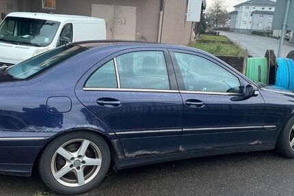 Mercedes-Benz 320 243.720 km 3.450 &euro; Lorch 73547