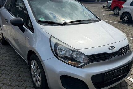 Kia Rio 207.000 km 2.790 &euro; Deggingen 73326