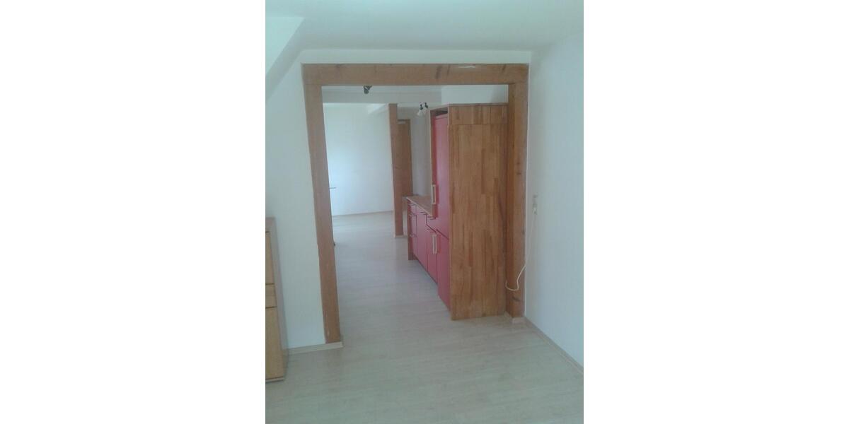 Dachgeschoßwohnung Wiesensteig - 2 Zimmer, 74 m&sup2;, 700&euro; | Angebot:25721134