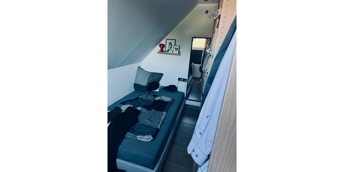 Dachgeschoßwohnung Kirchheim unter Teck - 2 Zimmer, 44 m&sup2;, 195.000&euro; | Angebot:23596257