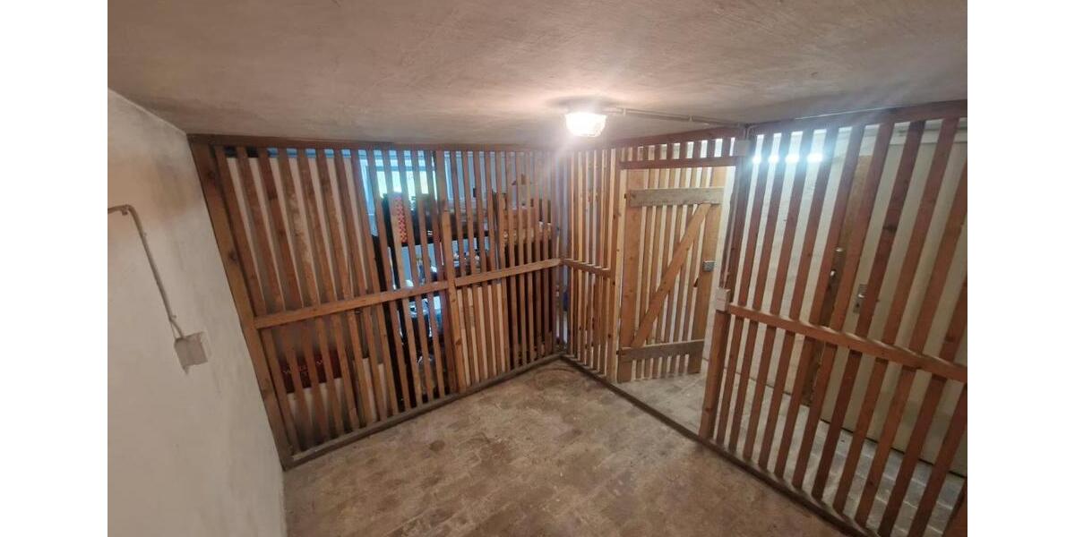 Dachgeschoßwohnung Kuchen - 3.5 Zimmer, 63 m&sup2;, 650&euro; | Angebot:26666019