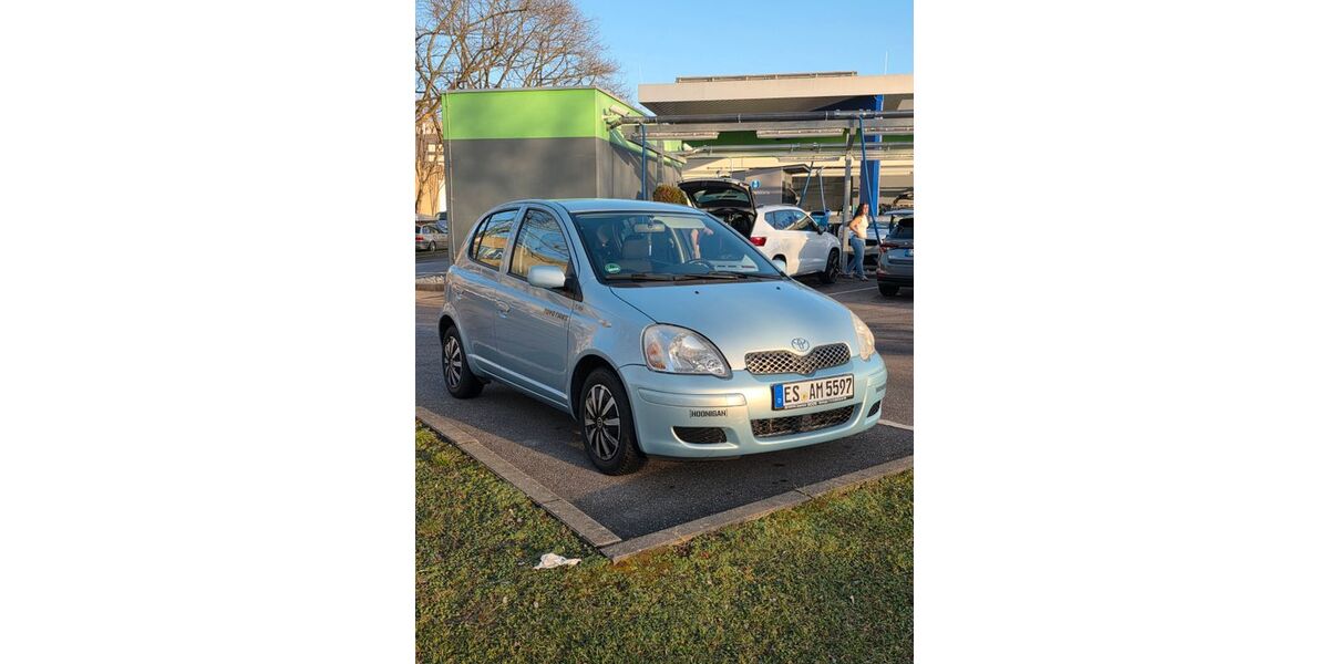 Toyota Yaris 209.000 km 3.500 &euro; Kirchheim 73230