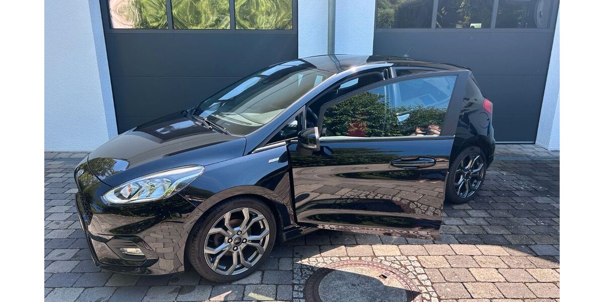 Ford Fiesta 83.000 km 10.300 &euro; Plüderhausen 73655