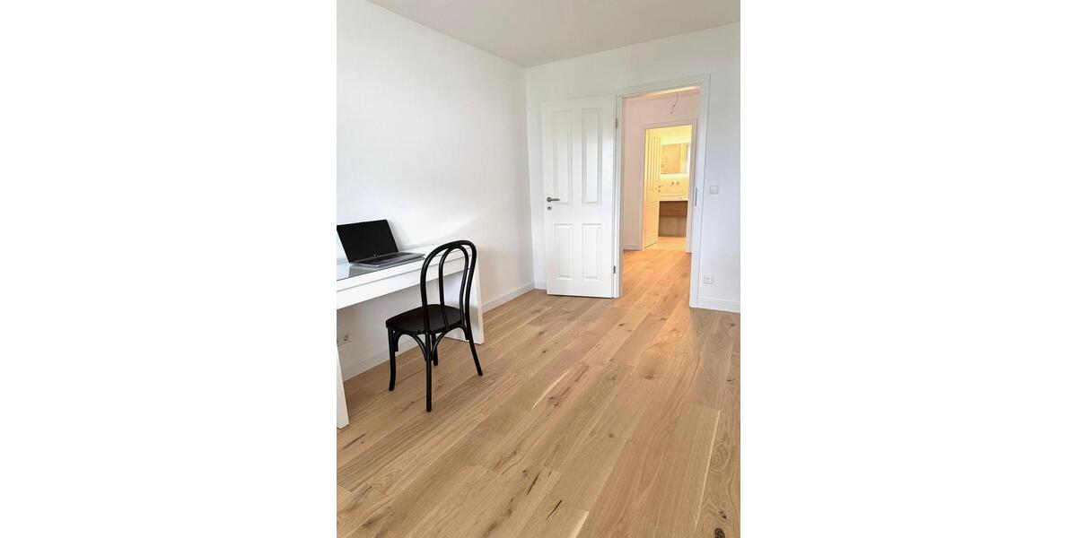 Etagenwohnung Esslingen am Neckar Oberesslingen - 3.5 Zimmer, 91 m&sup2;, 1.300&euro; | Angebot:26660009