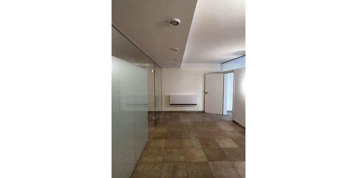 Gewerbeobjekt Kirchheim-Teck Kirchheim - 360.000&euro; | Angebot:25775946