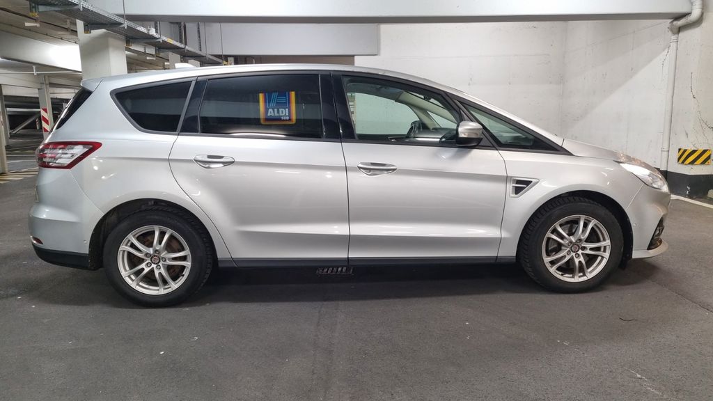 Ford S-Max 191.000 km 13.750 &euro; Esslingen am Neckar 73733