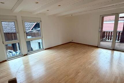 Wohnung Mögglingen - 7 Zimmer, 183 m&sup2;, 1.950&euro; | Angebot:25162200