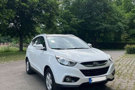 Hyundai ix35 129.000 km 10.499 &euro; Welzheim 73642