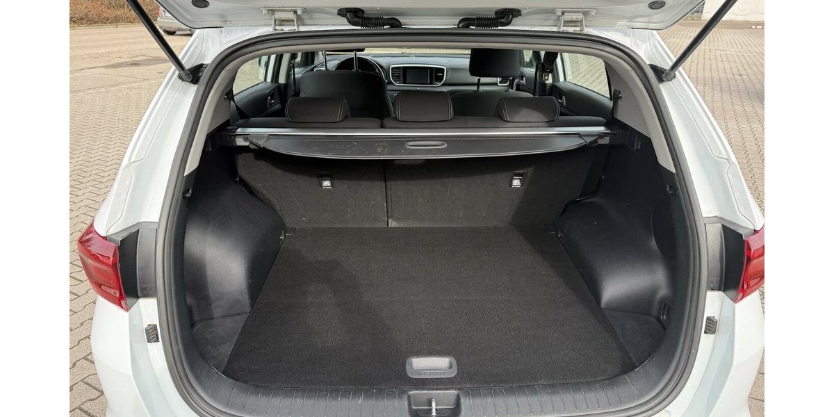 Kia Sportage 1.6 GDI Edition 7 EMOTION 47.000 km 16.350 &euro; Schorndorf 73614