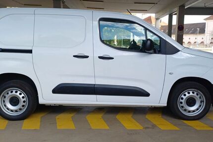 Peugeot Partner 175.000 km 8.200 &euro; Esslingen am Neckar 73733