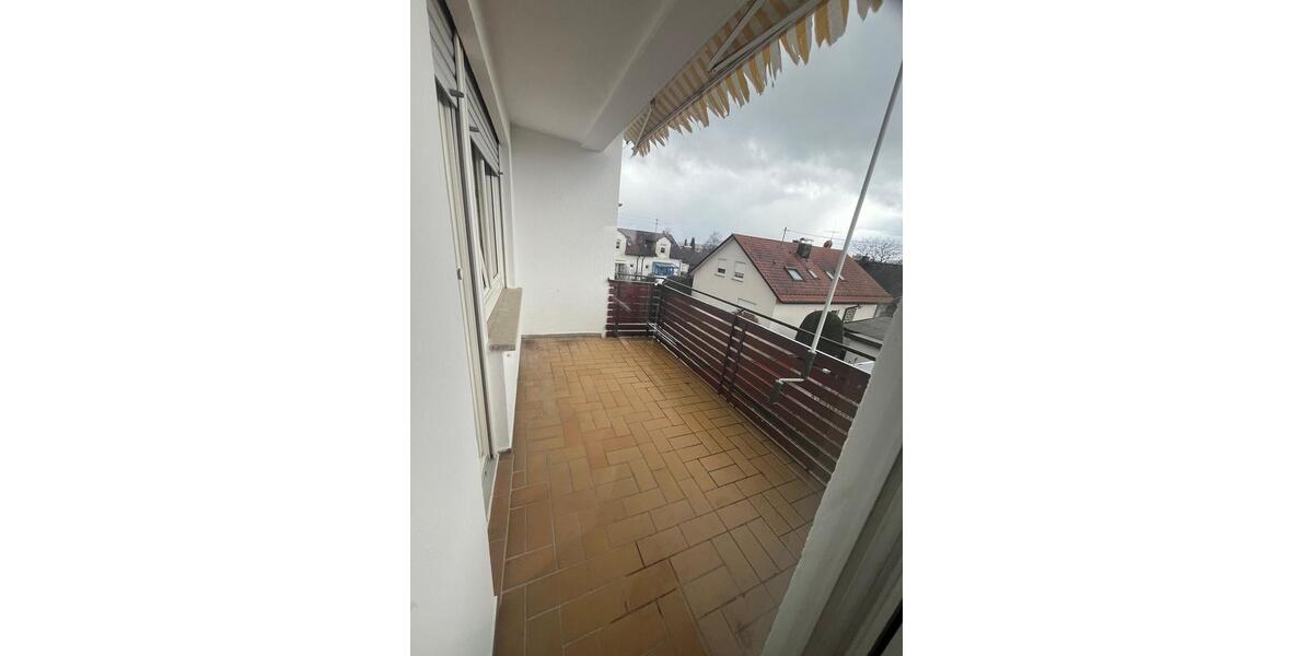 Etagenwohnung Baltmannsweiler - 4 Zimmer, 87 m&sup2;, 1.200&euro; | Angebot:26001336