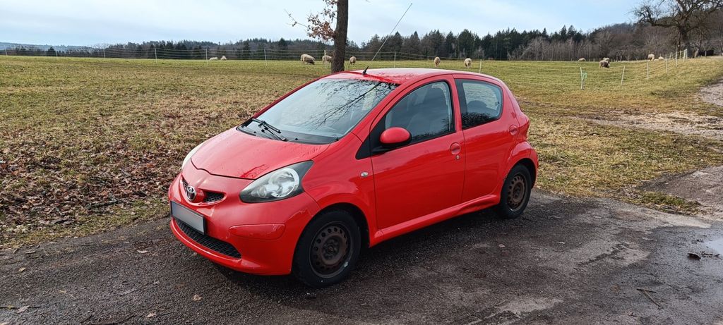 Toyota Aygo (X) 197.000 km 1.200 &euro; Lorch (Württemberg) 73547