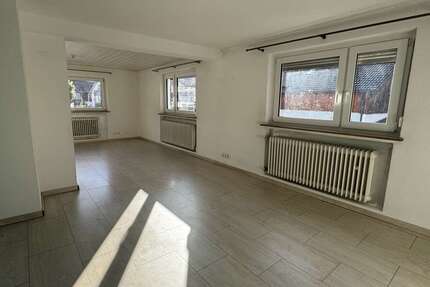 Wohnung Mühlhausen - 4 Zimmer, 97 m&sup2;, 750&euro; | Angebot:23746028