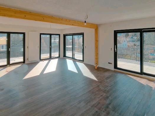 Einfamilienhaus Heubach - 2.5 Zimmer, 90 m&sup2;, 1.000&euro; | Angebot:25899249