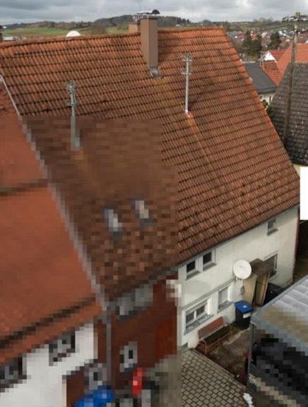 Einfamilienhaus Laichingen - 8 Zimmer, 122 m&sup2;, 140.000&euro; | Angebot:25935167