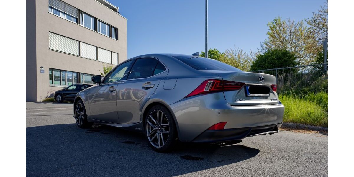 Lexus IS 300 140.000 km 20.950 &euro; Denkendorf 73770