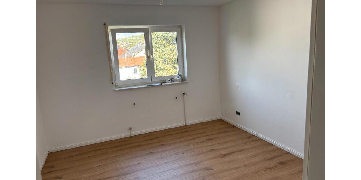 Etagenwohnung Esslingen am Neckar Oberesslingen - 2.5 Zimmer, 62 m&sup2;, 880&euro; | Angebot:27580465