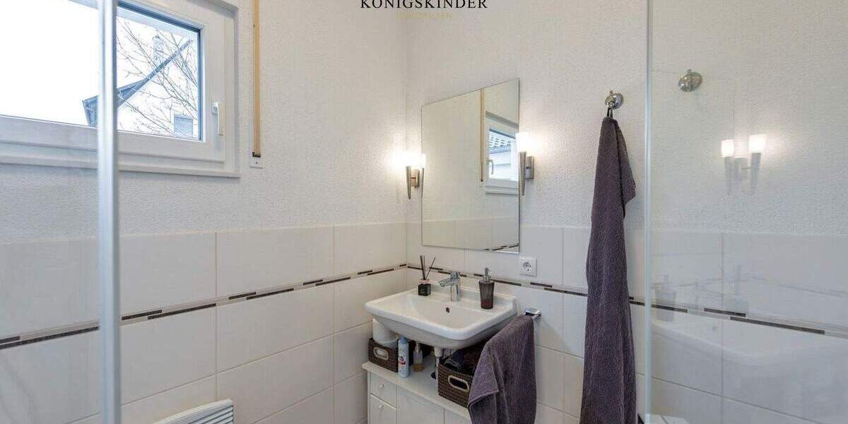 Einfamilienhaus Bad Boll - 5 Zimmer, 195 m&sup2;, 875.000&euro; | Angebot:25732758