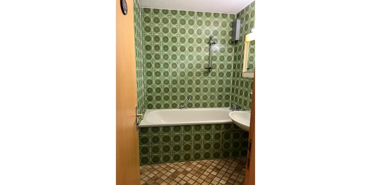 Etagenwohnung Kirchheim unter Teck - 3 Zimmer, 83 m&sup2;, 1.000&euro; | Angebot:24459732