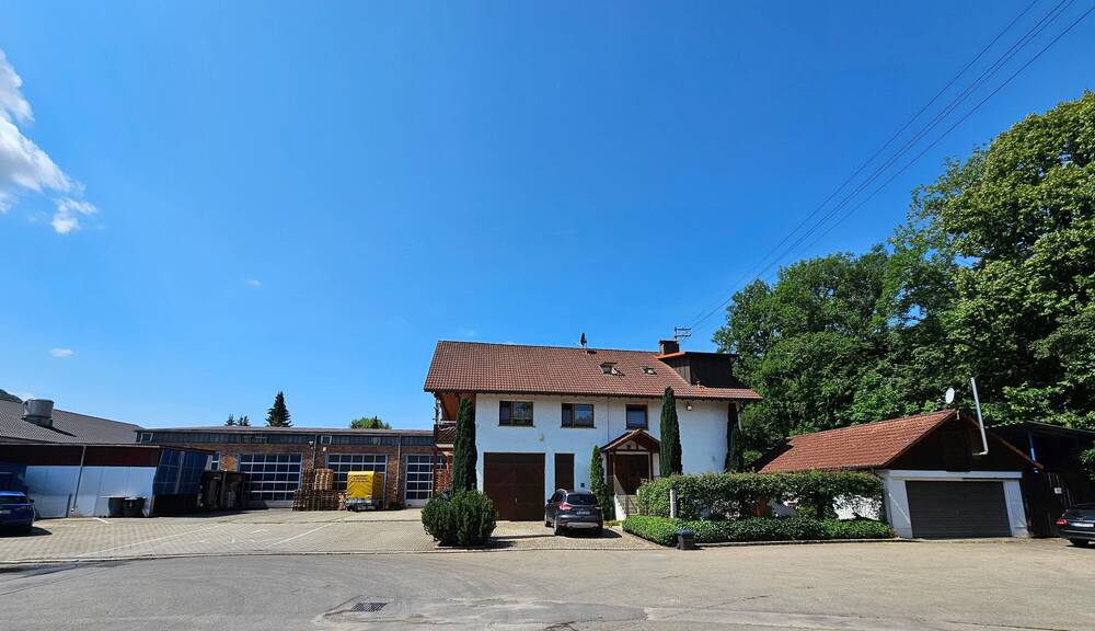 Mehrfamilienhaus, Wohnhaus Geislingen an der Steige Geislingen - 9 Zimmer, 250 m&sup2;, 800.000&euro; | Angebot:25695093