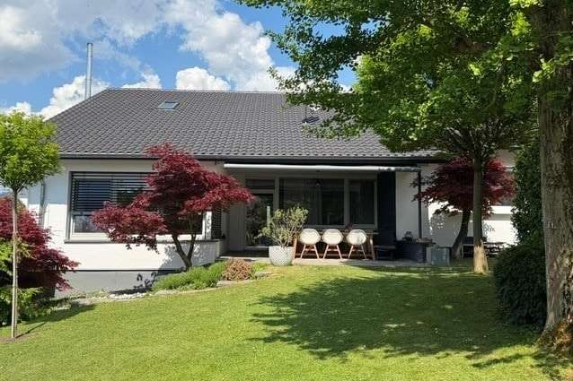 Einfamilienhaus Göppingen Bruckwasen - 6 Zimmer, 196 m&sup2;, 725.000&euro; | Angebot:27092938